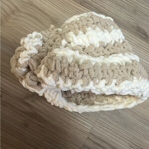 Cozy Knit Beanie in Cream and Tan